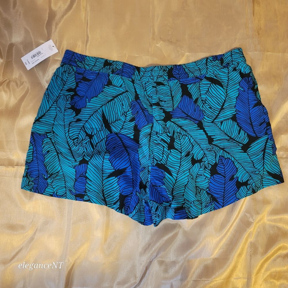Ana Green, Blue and Black Leaf Print Shorts Sz: XL NWT - Picture 7 of 11